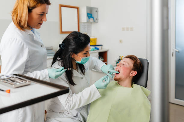 Best Urgent Dental Care for Toothache in Columbus Junction, IA